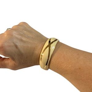 Fashion Pastel Goldtone/ivory Bangle Bracelet size small NIB vintage 1987
